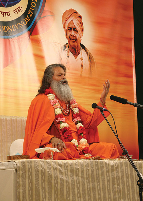 Vishwaguru Paramhans Swami Maheshwarananda 1