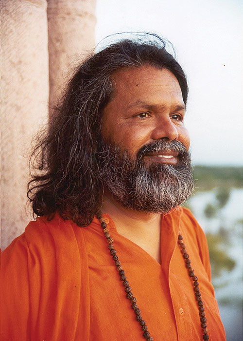 Vishwaguru Paramhans Swami Maheshwarananda 2